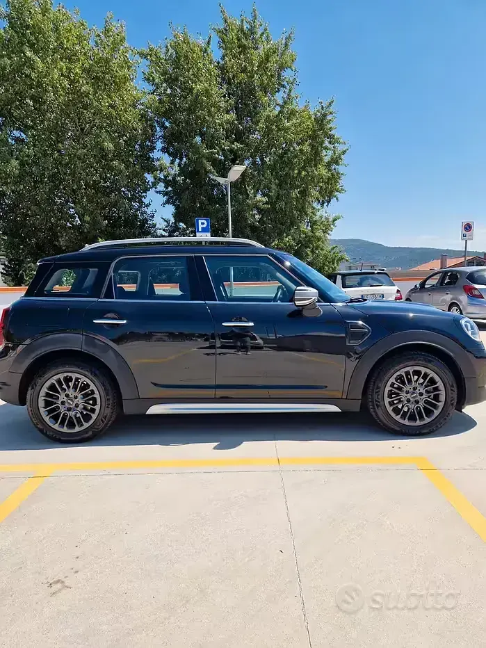 Usata Mini Countryman 102 CV (75 kW) 2022 Nero SUV