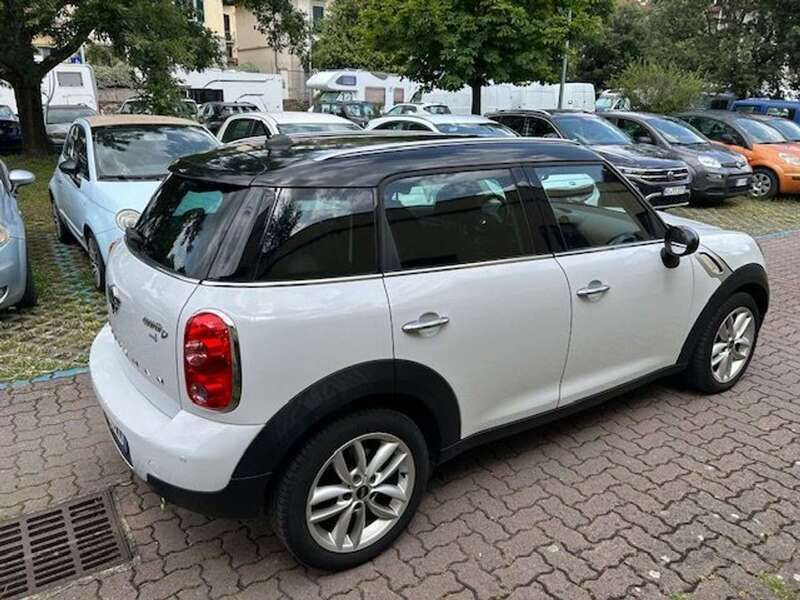 Usata Mini Cooper D Countryman Business 111 CV (81 kW) 2015 Bianco SUV