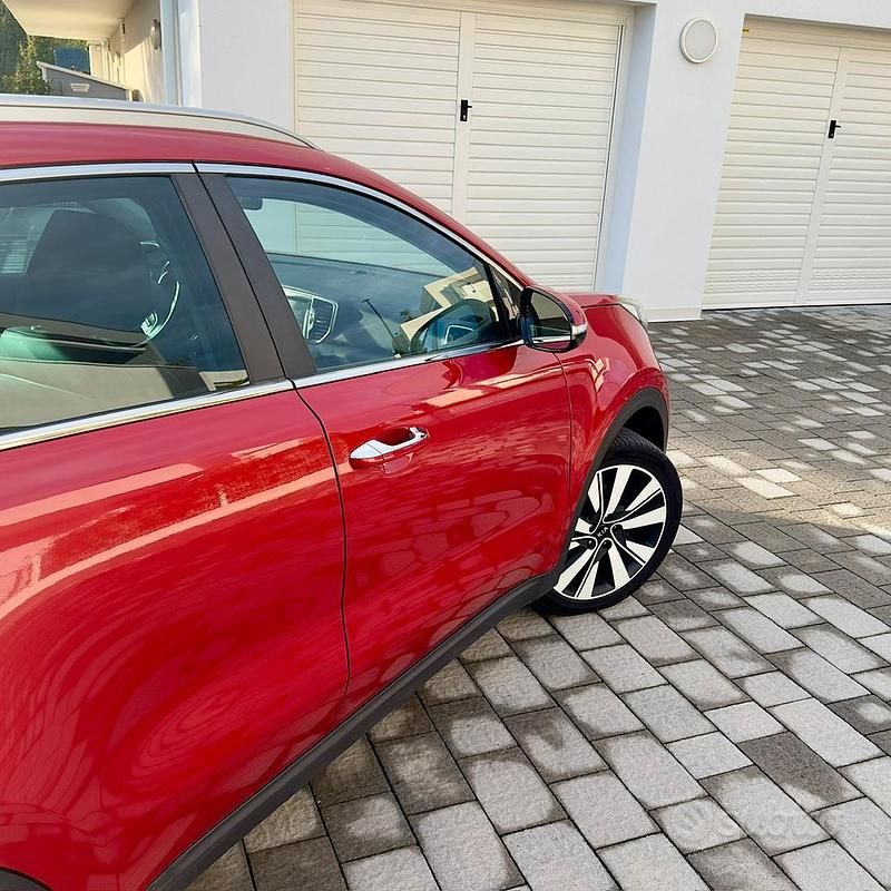 Usata Kia Sportage 116 CV (85 kW) 2017 Rosso SUV