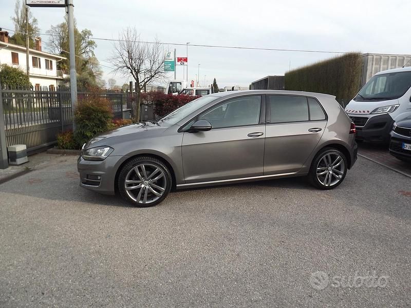 Usata VW Golf VII Edition 125 CV (91 kW) 2016 Grigio Berlina