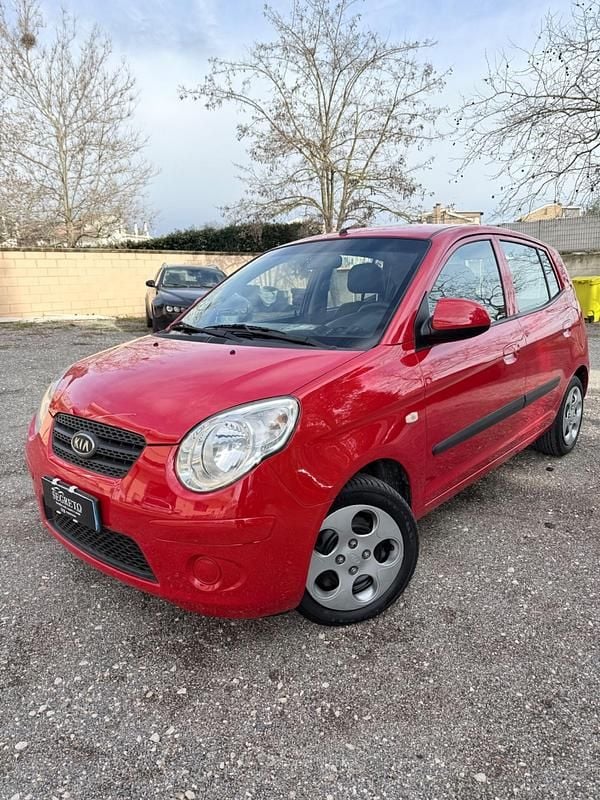 Usata Kia Picanto 60 CV (44 kW) 2009 Rosso Utilitaria