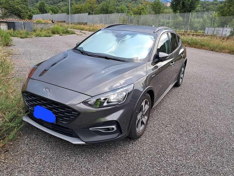 Usata 2021 Ford Focus Active Tre volumi | 20.000 € (Molto cara) - Immagine 1/4