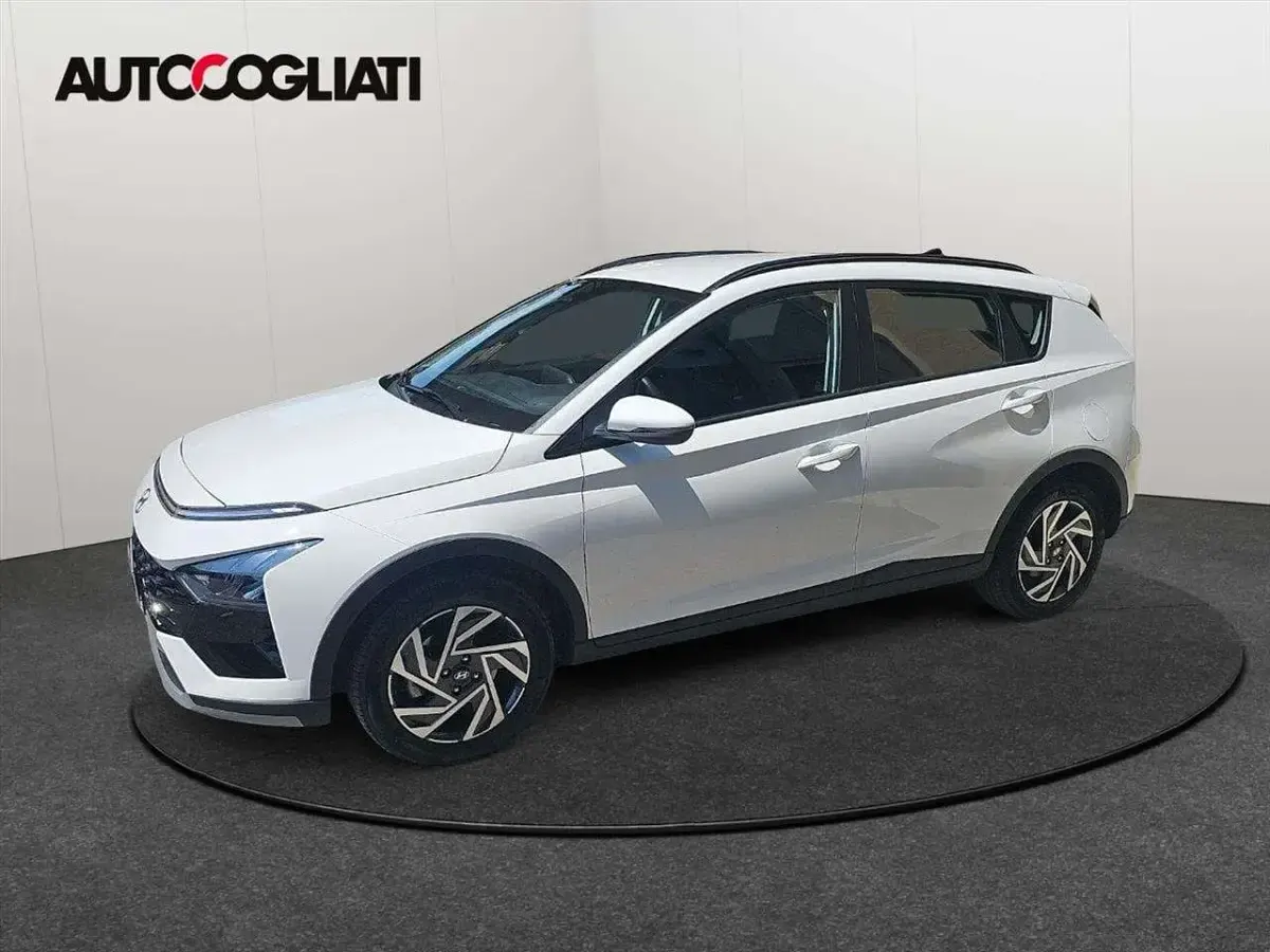 Usata Hyundai Bayon 101 CV (74 kW) 2024 Bianco SUV