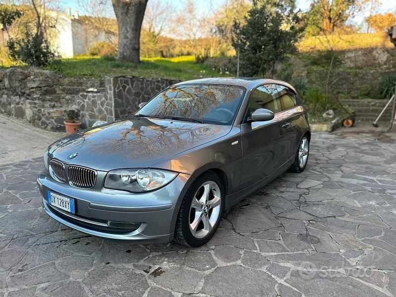 Usata BMW 120 177 CV (130 kW) 2009 Grigio Utilitaria