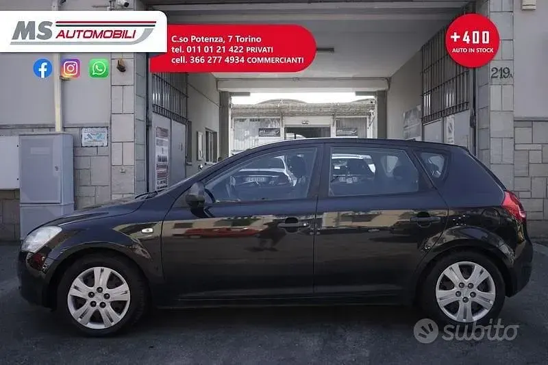 Usata Kia Ceed EX 109 CV (80 kW) 2009 Nero Utilitaria
