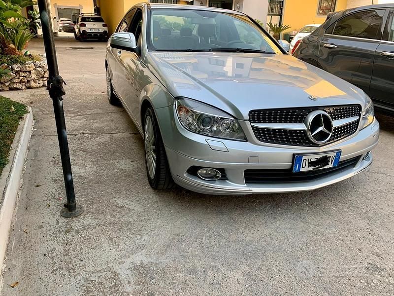 Usata Mercedes C220 2009 Grigio Berlina