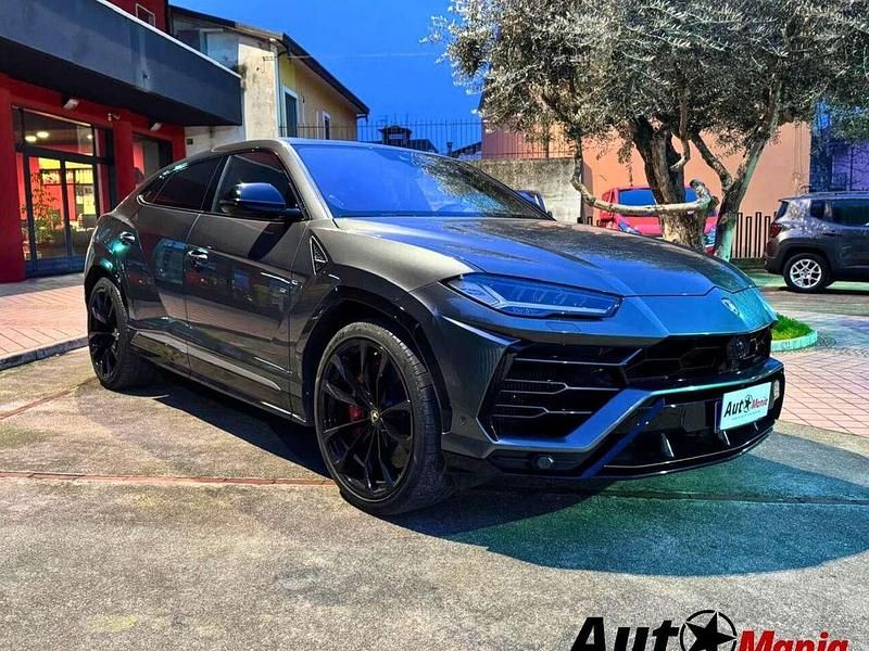Usata Lamborghini Urus 650 CV (478 kW) 2020 Grigio SUV