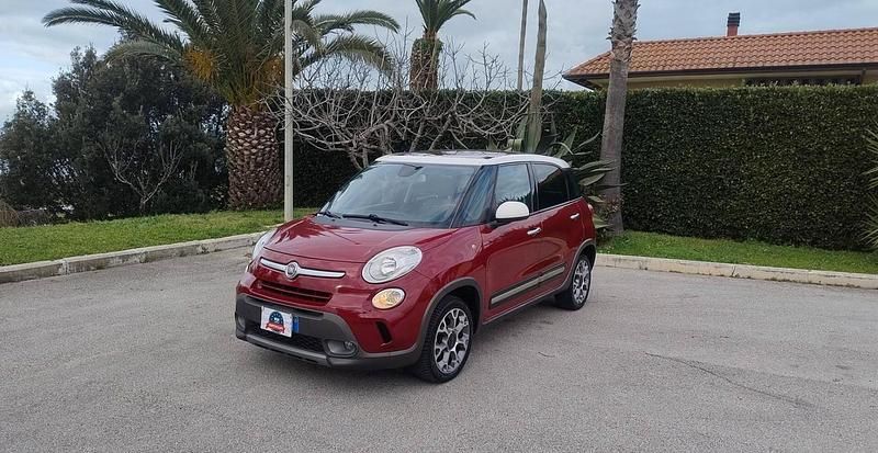 Usata Fiat 500L Trekking 85 CV (62 kW) 2014 Rosso Monovolume