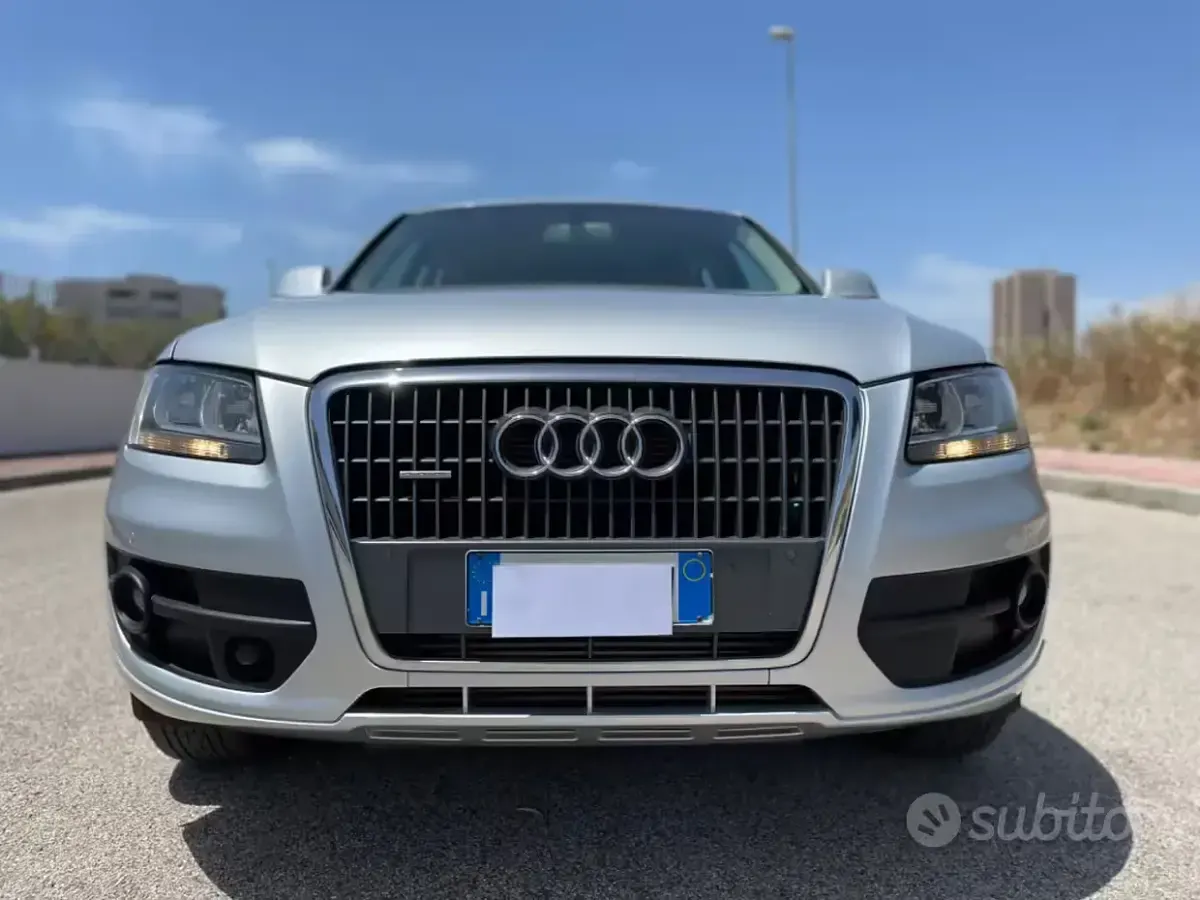 Usata Audi Q5 170 CV (125 kW) 2010 Grigio SUV
