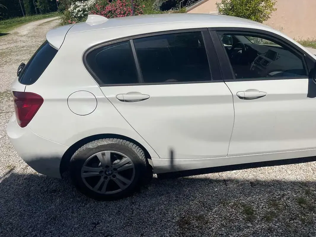 Usata BMW 114 95 CV (69 kW) 2014 Bianco Utilitaria