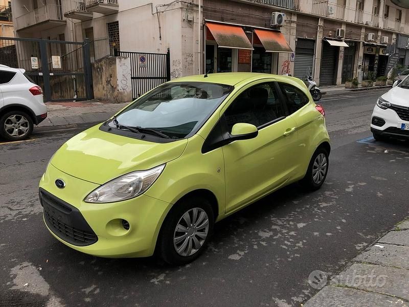 Usata Ford Ka Plus 75 CV (55 kW) 2012 Verde Utilitaria