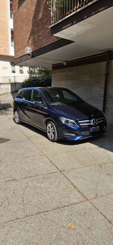 Usata 2017 Mercedes B180 Monovolume | 12.500 € (Ottimo prezzo) - Immagine 1/4