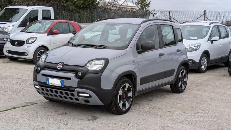 Usata Fiat Panda Cross Cross 70 CV (51 kW) 2021 Grigio Utilitaria
