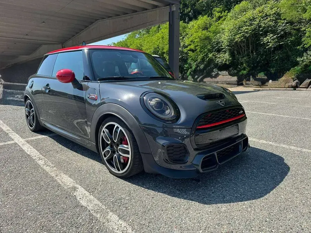 Usata Mini John Cooper Works 231 CV (169 kW) 2019 Grigio Utilitaria