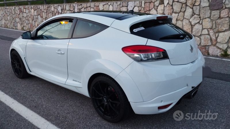 Usata Renault Mégane III R.S. 250 CV (183 kW) 2011 Coupé