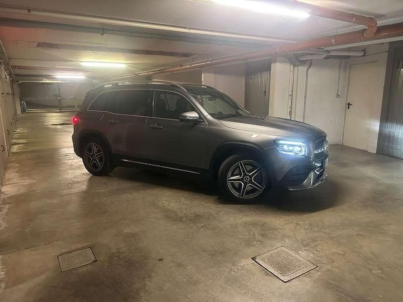 Usata Mercedes GLB220 AMG 190 CV (139 kW) 2021 Grigio SUV
