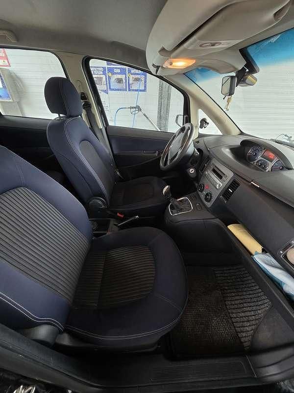 Usata 2008 Lancia Musa Monovolume | 3500 € (Buon prezzo) - Immagine 1/4