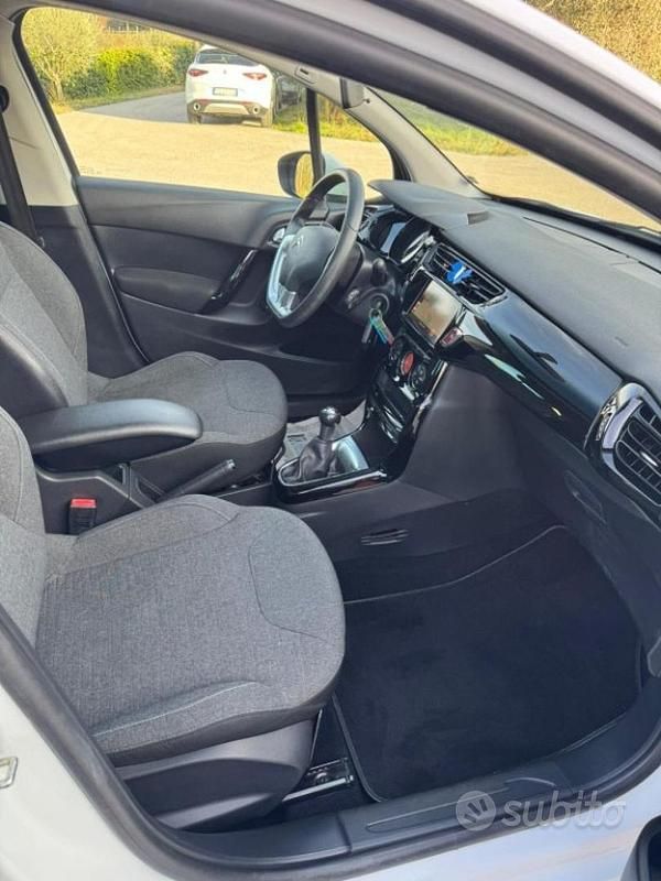 Usata Citroën C3 Exclusive 75 CV (55 kW) 2016 Bianco Berlina