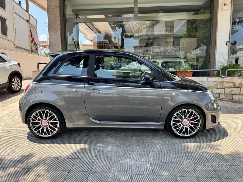 Usata Abarth 500 Custom 135 CV (99 kW) 2015 Nero Utilitaria