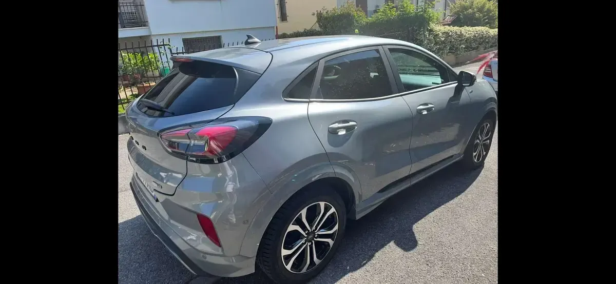 Usata Ford Puma ST-Line 125 CV (91 kW) 2021 Argento SUV