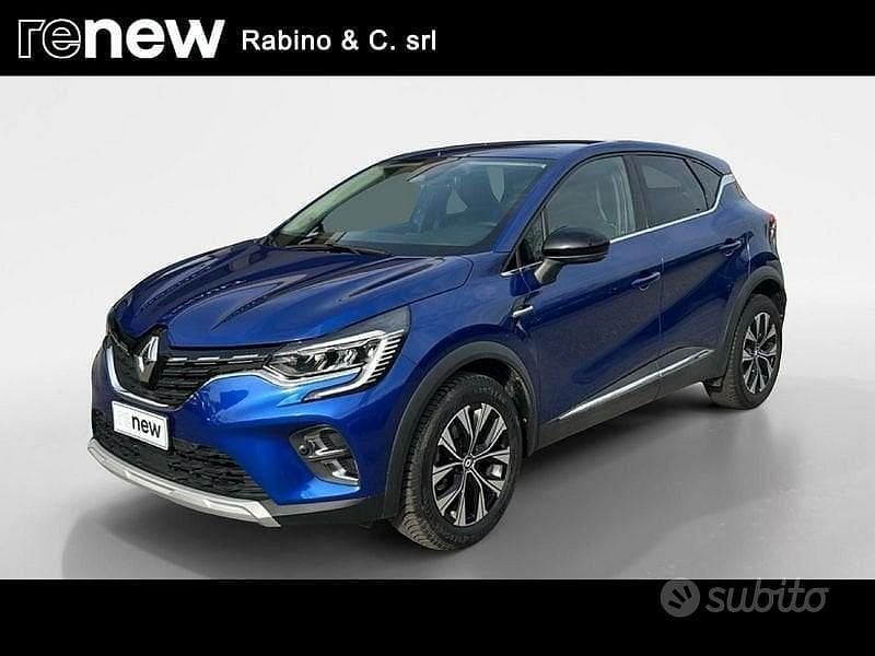Usata Renault Captur Techno 140 CV (102 kW) 2023 Blu SUV
