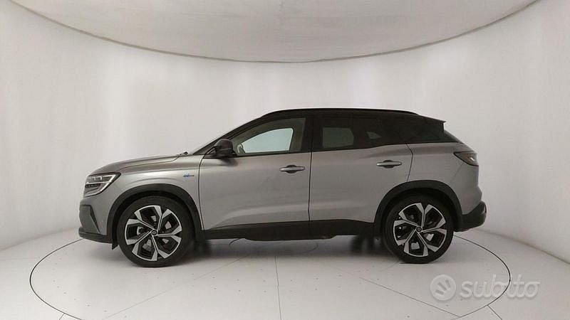 Usata Renault Austral Iconic Esprit Alpine 200 CV (147 kW) 2024 Grigio SUV