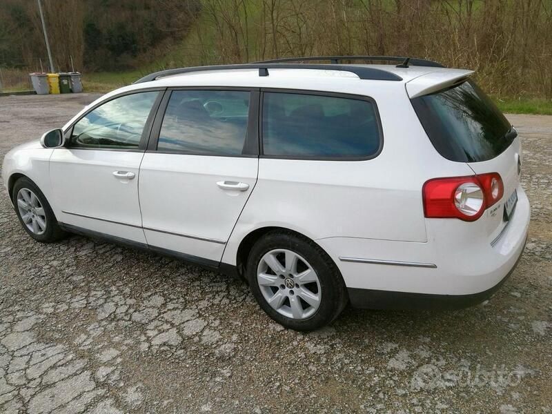 Usata VW Passat Business 140 CV (102 kW) 2007 Bianco Station wagon