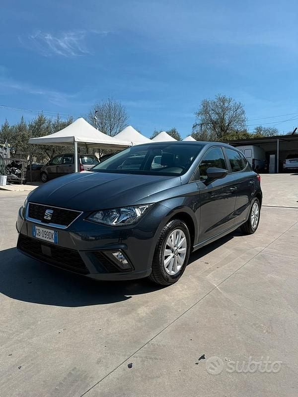 Usata Seat Ibiza Business 95 CV (69 kW) 2020 Grigio Utilitaria