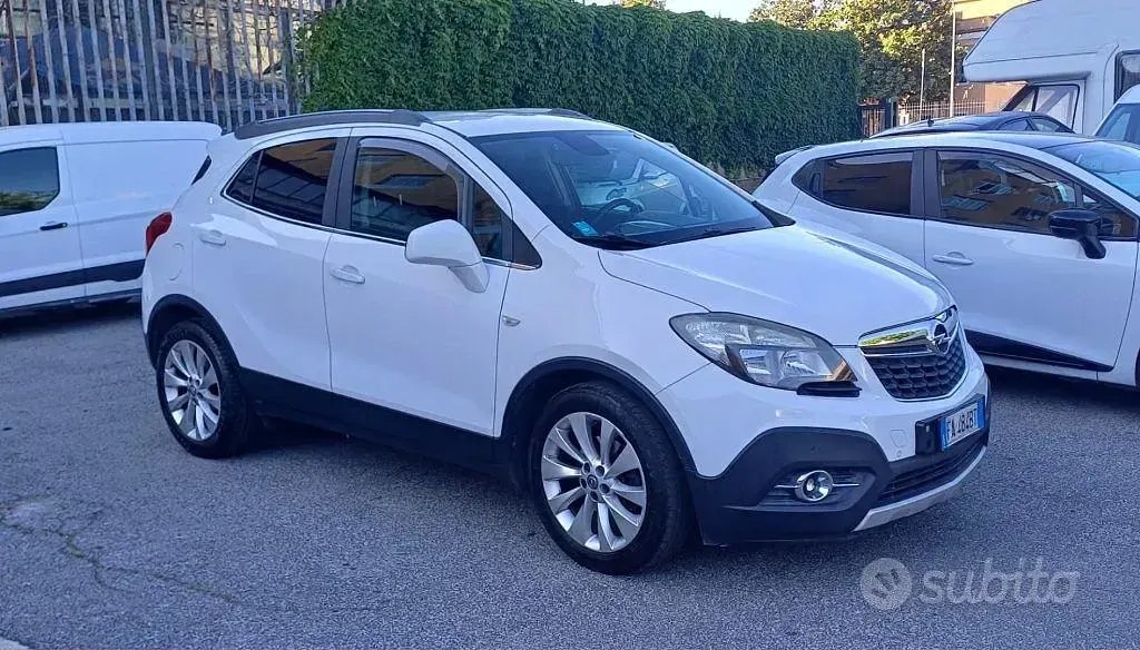 Usata Opel Mokka Cosmo 140 CV (102 kW) 2015 Bianco SUV