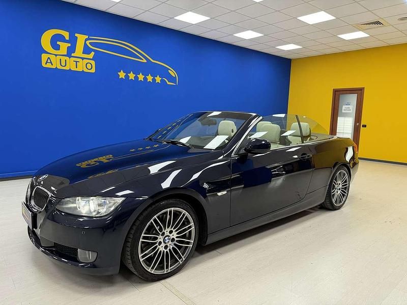 Usata BMW 325 Cabriolet 218 CV (160 kW) 2009 Monaco blue Cabrio