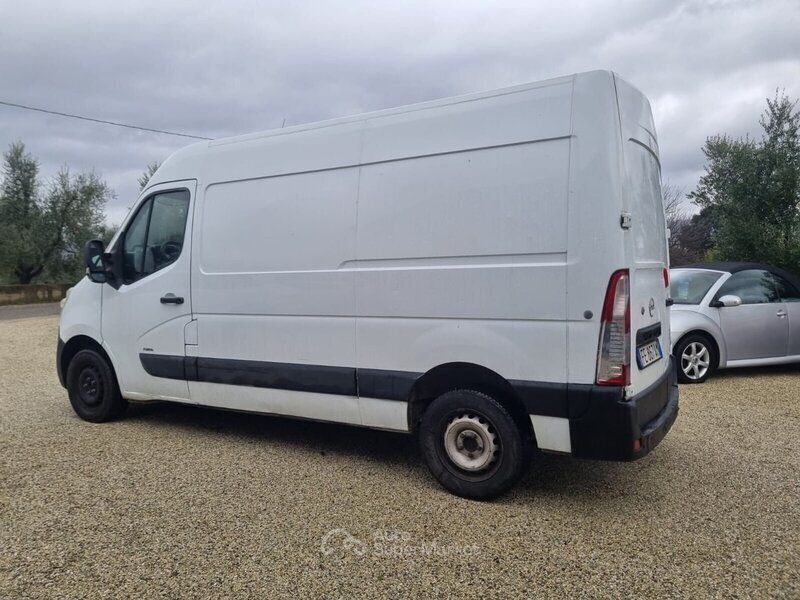 Usata Opel Movano 125 CV (91 kW) 2016 Bianco Furgone
