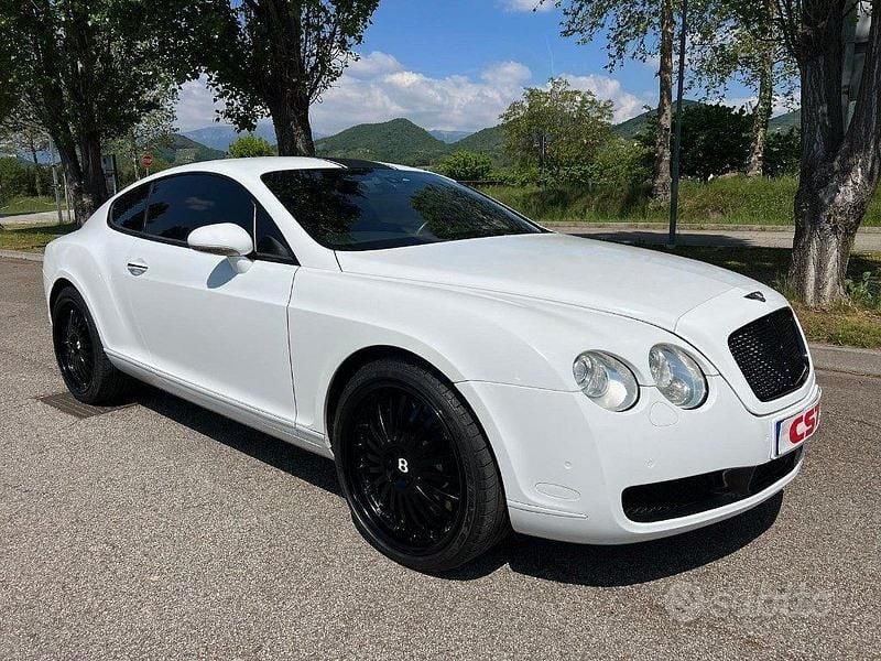 Usata Bentley Continental GT 560 CV (411 kW) 2008 Bianco Coupé