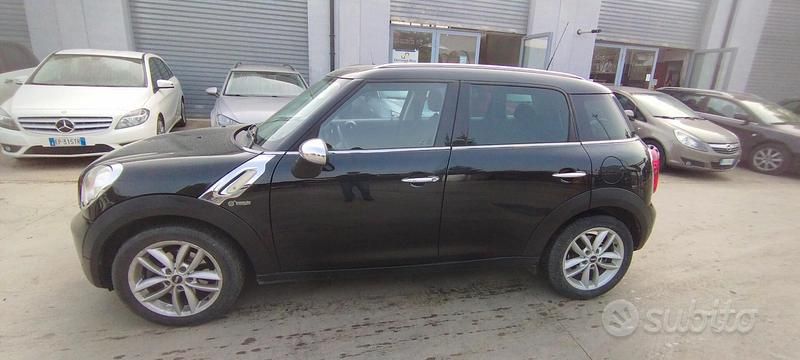 Usata Mini Countryman 90 CV (66 kW) 2011 Nero SUV