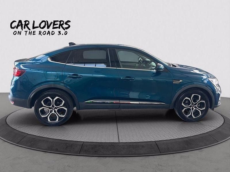 Usata Renault Arkana Intens 145 CV (106 kW) 2022 Blu scuro SUV