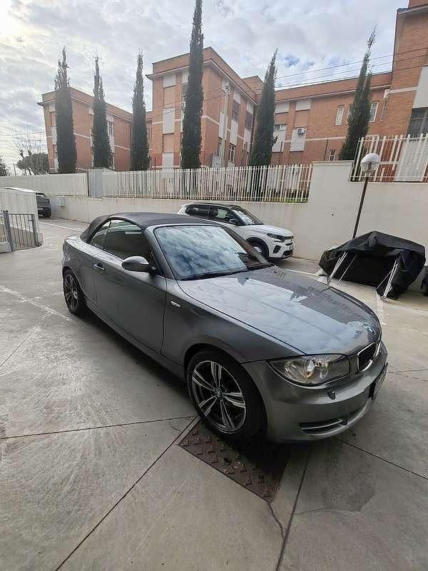 Usata BMW 118 Cabriolet 143 CV (105 kW) 2010 Grigio Cabrio