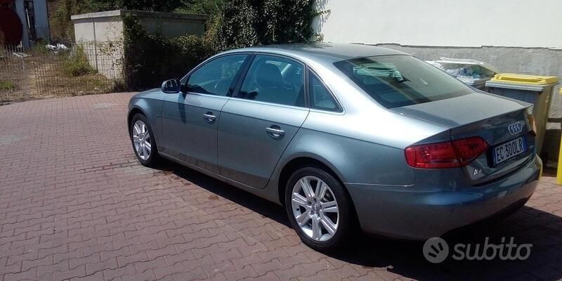 Usata Audi A4 Advanced 160 CV (117 kW) 2010 Grigio Berlina