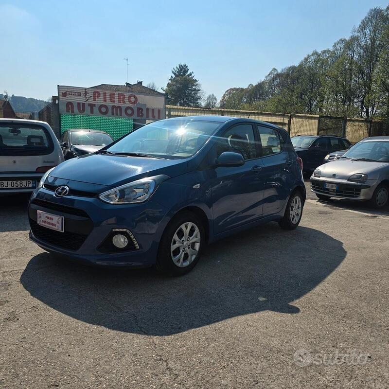 Usata 2015 Hyundai i10 Advanced Due volumi | 7500 € (Ottimo prezzo) - Immagine 1/4