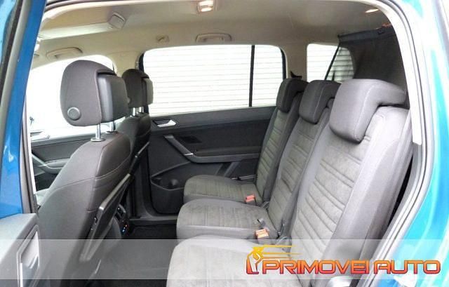 Usata VW Touran Business 150 CV (110 kW) 2020 Azzurro Monovolume