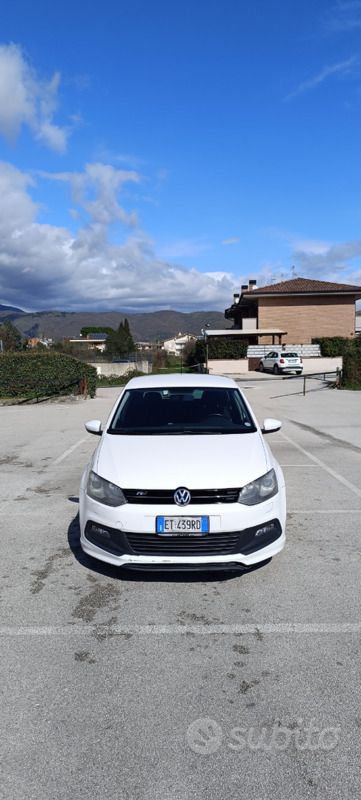 Usata 2014 VW Polo R-line Due volumi | 6250 € (Ottimo prezzo) - Immagine 1/4