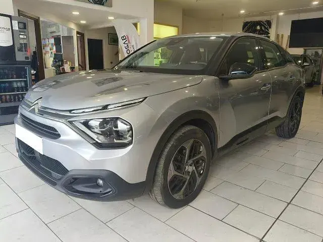 Usata Citroën C4 131 CV (96 kW) 2023 Argento SUV