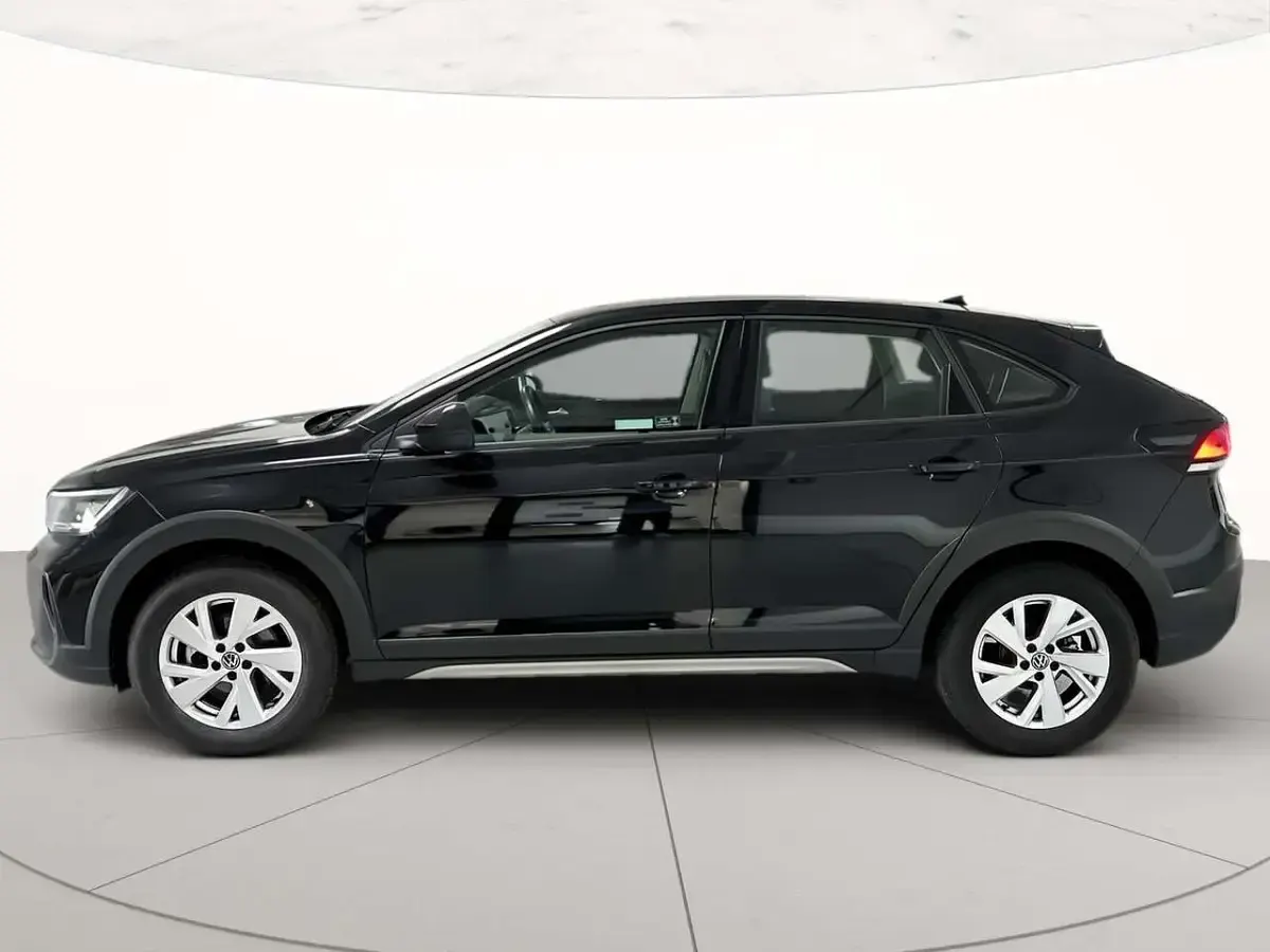 Usata VW Taigo Life 116 CV (85 kW) 2024 Deep black perlato SUV