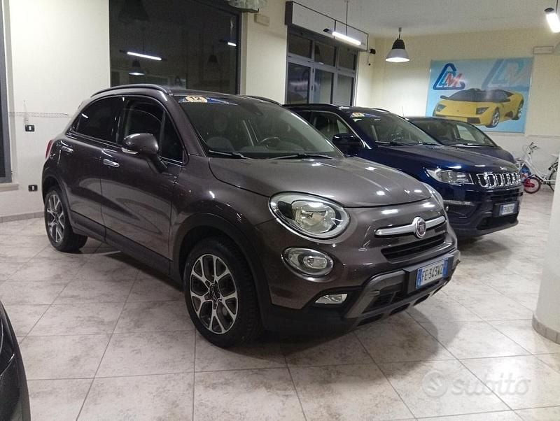 Usata Fiat 500X Cross 120 CV (88 kW) 2016 Grigio SUV