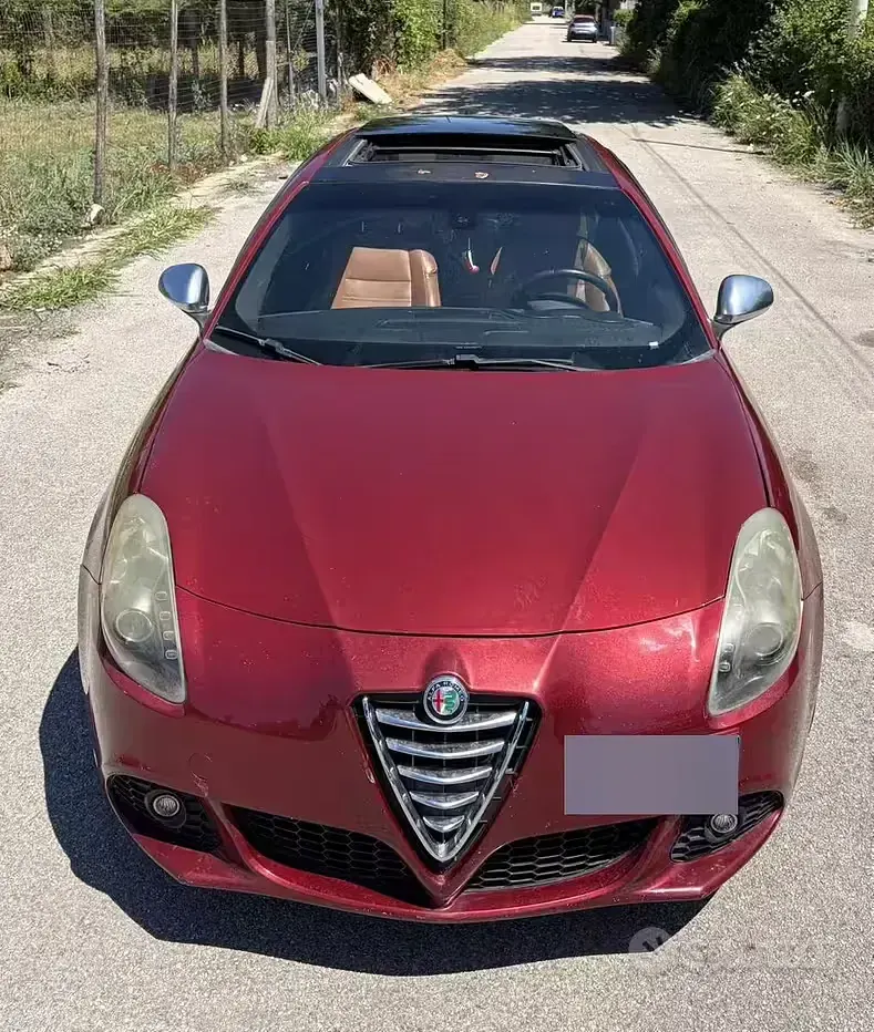 Usata Alfa Romeo Giulietta 170 CV (125 kW) 2011 Rosso Utilitaria