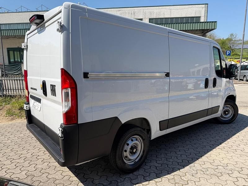 Usata Fiat Ducato 140 CV (102 kW) 2024 Bianco Furgone
