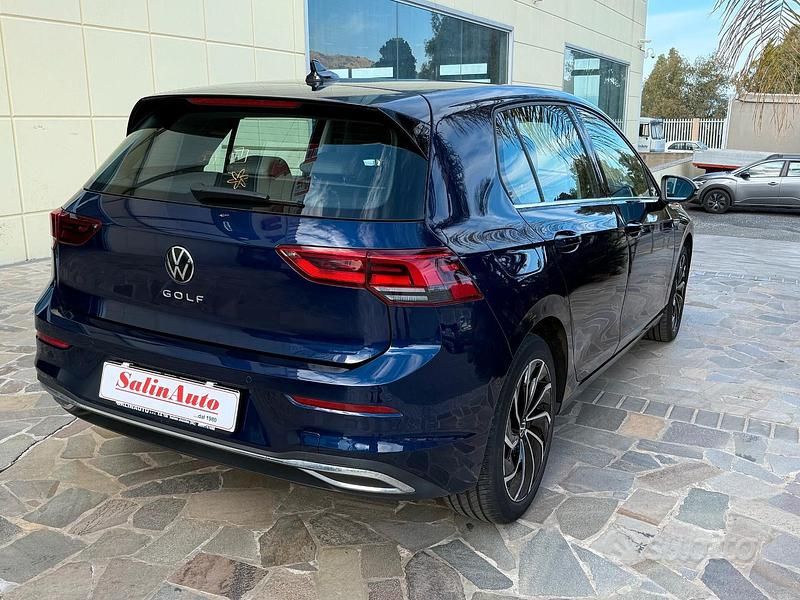 Usata VW Golf VII Style 150 CV (110 kW) 2021 Blu Utilitaria