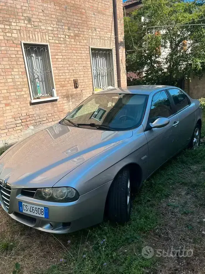 Usata Alfa Romeo 156 116 CV (85 kW) 2005 Bluazzurro Berlina