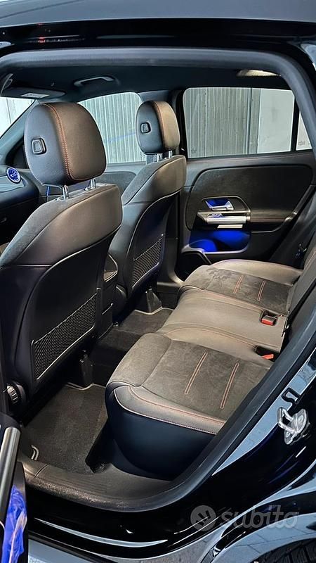Usata Mercedes GLA180 Advanced Plus 116 CV (85 kW) 2024 Nero SUV