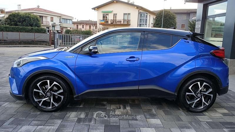 Usata Toyota C-HR Style 98 CV (72 kW) 2019 Blu/azzurro SUV