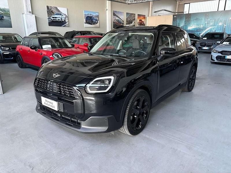 Midnight schwarz Usata 2025 Mini Cooper Countryman Classic SUV | 35.999 € - Immagine 1/4