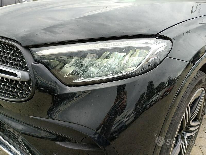 Usata Mercedes GLC220 AMG Line Premium Plus 197 CV (144 kW) 2022 Nero SUV